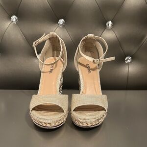 JustFab Beige Ankle Strap Heels